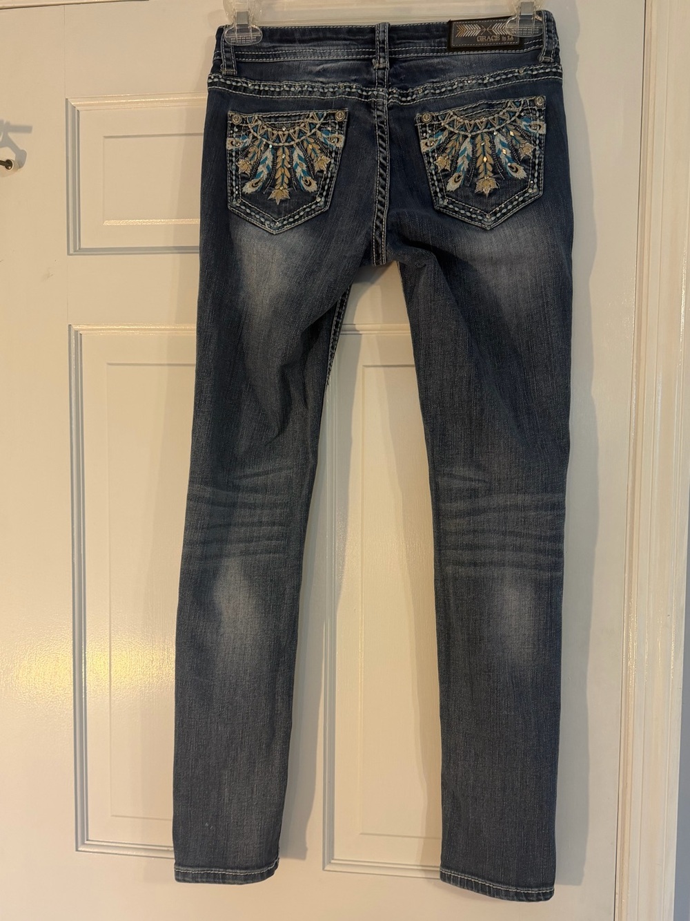 Grace in LA Skinny Jeans Bling Size 27/4 Ladies Embroidery Pocket Crystals
